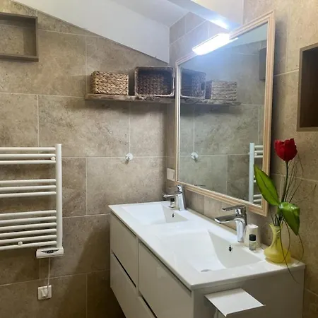 Du Col Saint Georges Penzion *